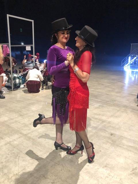 23- Cabaret Oriental - Nadia et Halima.jpeg