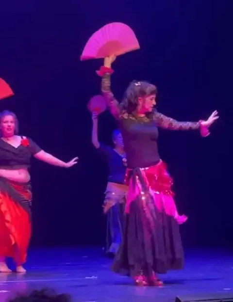 scene-danseuse-orientale-2023.jpg