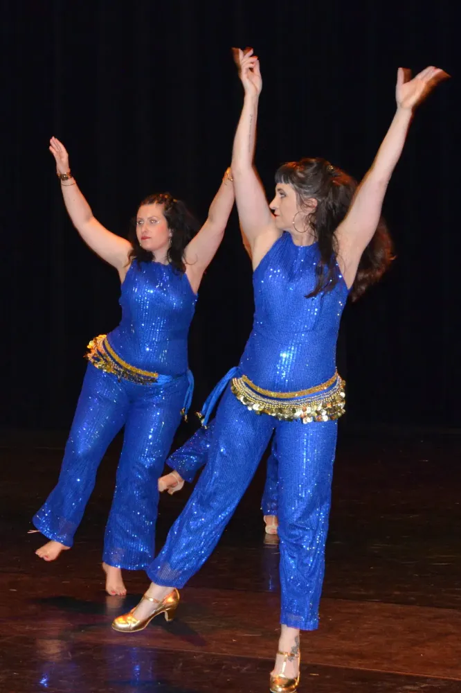 2013 — Danse orientale et la valorisation de la Femme